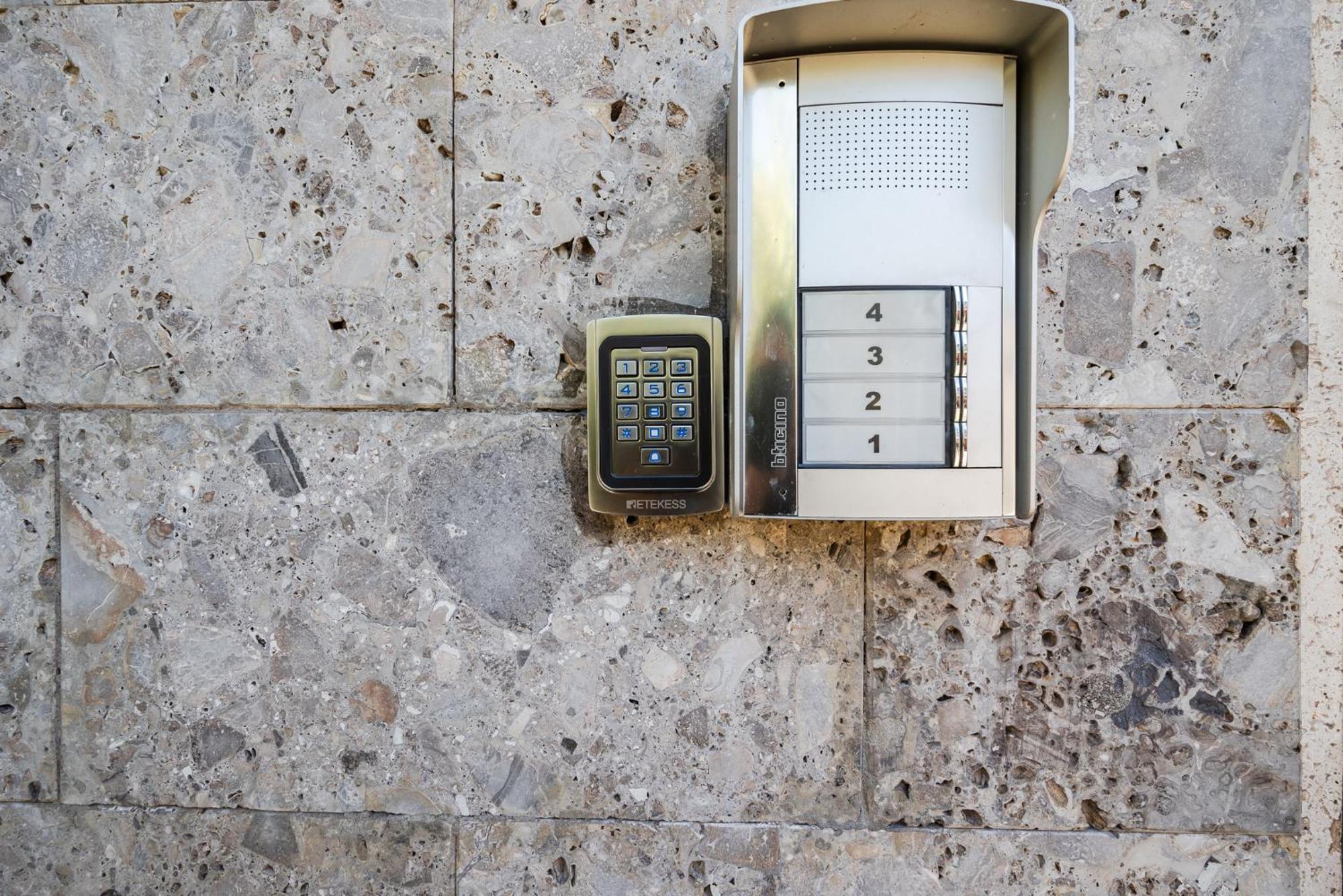 Roma 23, Smartstay Rozzano Exterior photo